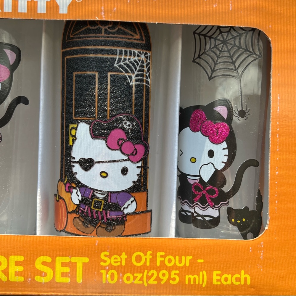 Hello Kitty Halloween Glass Cups - Picture 4 of 4